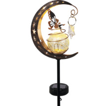 Solar-Gartenstecker aus Metall in Form eines Sichelmonds mit Fee und beleuchteter Glaskugel in Bruchglas-Optik.