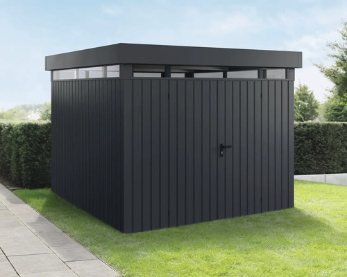 Moderner Geräteschuppen mit Flachdach und Tür im Garten.