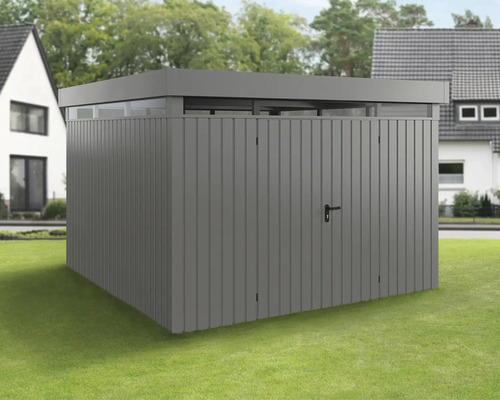 Metall Gerätehaus mit Tür im Garten