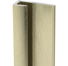 Detailansicht eines goldenen U-Profils.