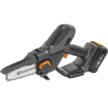 Husqvarna Akku-Kettensäge mit 18 Volt Akku
