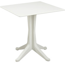 Weißer quadratischer Gartentisch aus Kunststoff mit Mittelfuß und vier Standbeinen.