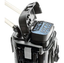 Aquarium Außenfilter mit geöffnetem Deckel und Filtermedien