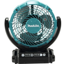 Makita akkubetriebener Lüfter mit drei Rotorblättern, verstellbarem Kopf, Bedienfeld für Geschwindigkeit und Timer sowie Makita Logo.