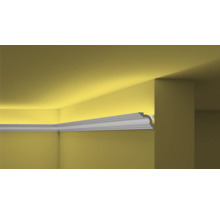 Deckenleiste aus Kunststoff im Innenraum