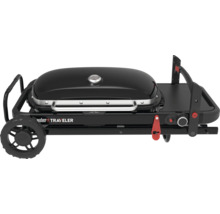 Weber Traveler tragbarer Gasgrill, zusammengeklappt für den Transport, mit schwarzem Deckel, Griff und einem Rad.