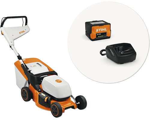 STIHL Akku-Rasenmäher Set mit orange-weißem Rasenmäher, Akku AK 20 und Ladegerät.