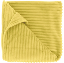 Gelbe Fleece-Wohndecke mit weicher Rippenstruktur in Cord-Optik.