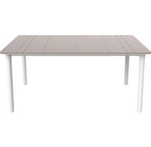 Rechteckiger Gartentisch mit grauer Tischplatte in Lamellenoptik und weißen Beinen.