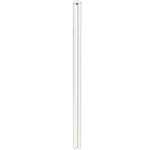 Weißer Zaunpfosten mit Pfostenkappe und Nut für Sichtschutzelemente.