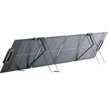Faltbares Solarpanel mit vier Modulen und ausklappbaren Standfüßen für die mobile Stromerzeugung.
