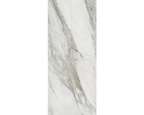 Feinsteinzeugfliese in Marmoroptik mit grauer Maserung für Wand und Boden.