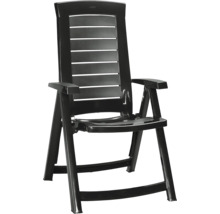Schwarzer Gartenstuhl aus Kunststoff mit hoher Rückenlehne und Armlehnen. Klappbarer Hochlehner für den Außenbereich. Jardin Logo.