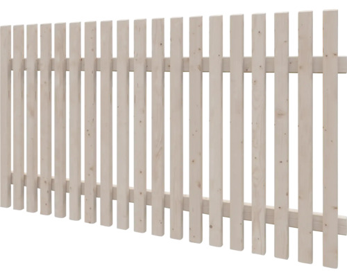Staketenzaun aus Holz mit vertikalen Latten und zwei horizontalen Querriegeln.