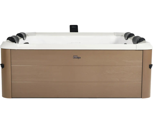 Rechteckiger Whirlpool von MSpa mit brauner Außenverkleidung in Holzoptik und schwarzen Kopfstützen.