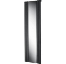 Vertikaler Designer Heizkörper mit integriertem Ganzkörperspiegel und schwarzen flachen Heizelementen.
