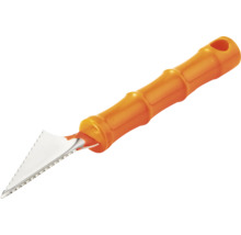 Fugenritzer mit gezahnter Metallklinge und ergonomischem orangefarbenem Kunststoffgriff.