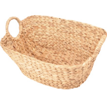 Aufbewahrungskorb aus geflochtener Wasserhyazinthe mit einem Griff.