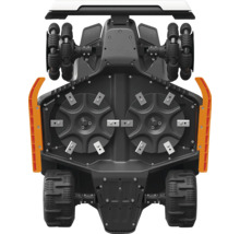Unterseite eines Mähroboters mit zwei Mähscheiben, Messerklingen und profilierten Antriebsrädern.