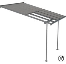 Terrassenüberdachung mit Aluminiumrahmen und Dachpaneelen aus Polycarbonat (Image AI modified or generated)