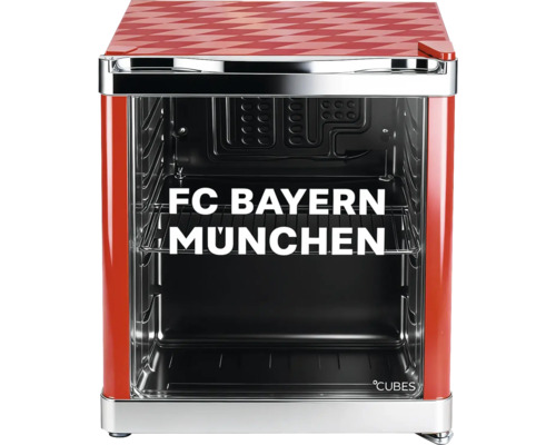 FC Bayern München Minikühlschrank mit Rautenmuster, Glastür, Metallgitter, rotem Gehäuse und Cubes Logo.