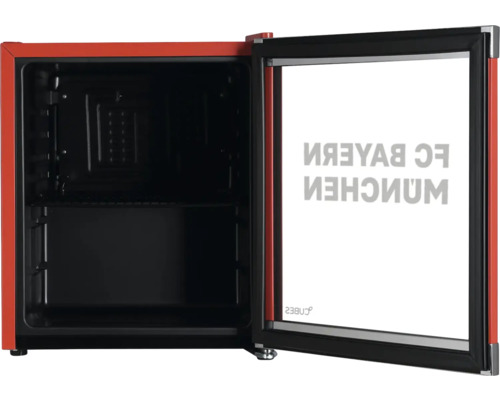 Minikühlschrank mit Glastür, FC Bayern München Logo, rotes Gehäuse, schwarzer Innenraum, Tür geöffnet.