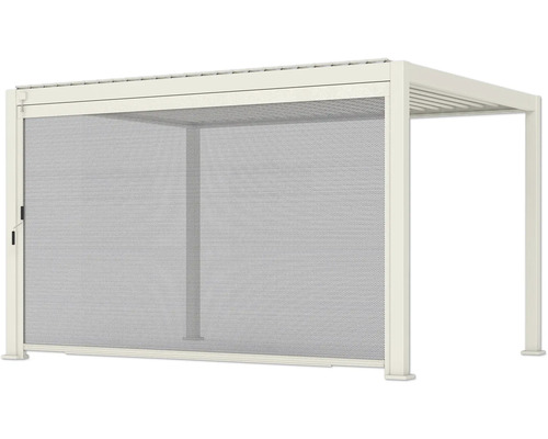 Weiße Pergola mit herunterziehbarem Textilscreen an einer Seite als Sichtschutz und Sonnenschutz.