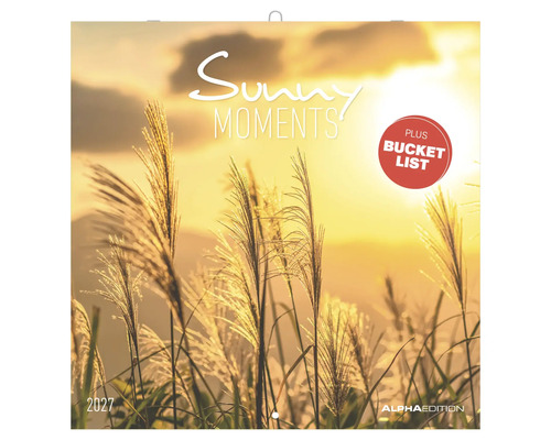 Wandkalender 2027 Sunny Moments mit ALPHAEDITION Logo. Deckblatt mit Gräsern vor einer hellen Sonne und Bucket List.