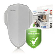 reer Backofen-Kindersicherung aus grauem Kunststoff inklusive Verpackung und Siegel für geprüfte Kindersicherheit.