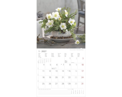 Kalenderblatt für Januar 2027 mit einem Gesteck aus Christrosen und Tannenzweigen in einer Keramikschale.