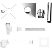 Abgassystem-Set aus Edelstahl und Kunststoff mit Rohren, Bögen, Wandblenden und Befestigungen.