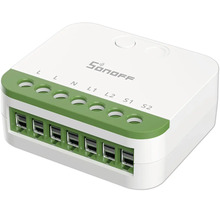 Sonoff Logo auf einem smarten WLAN-Schalter Modul mit zwei Kanälen und Klemmenleiste für die Haussteuerung.