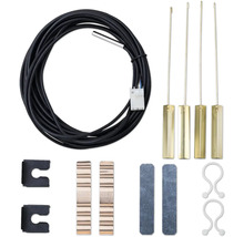 Zubehörset mit Temperatursensor am Kabel, Messingsensoren, Befestigungsclips und Montagezubehör.