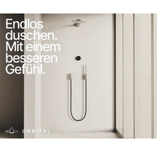 Modernes Duschsystem mit Regenduschkopf, digitaler Anzeige und Handbrause in einem hellen Badezimmer. Orbital Logo.