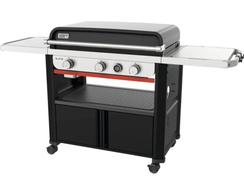 Weber Slate Gasgrill Plancha mit drei Brennern, Digitalanzeige, zwei Seitenablagen und Unterschrank auf Rollen.
