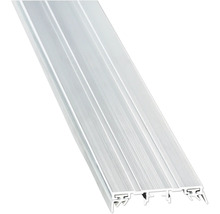 Aluminium Übergangsprofil für Bodenbeläge mit geriffelter Oberfläche.
