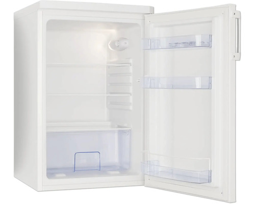Kleiner weißer Kühlschrank mit geöffneter Tür, Innenraum mit Glasablagen, einem Gemüsefach und Türfächern.