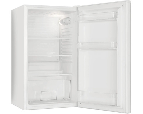 Offener weißer Kühlschrank mit Glasablagen, Gemüsefach und Türfächern.