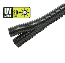 Schwarzes Wellrohr mit Kennzeichnung für UV-Beständigkeit von mehr als 20 Jahren.
