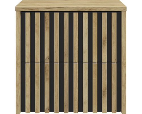 Moderne Schrankfront mit vertikalen Holzlamellen und Holzstruktur.