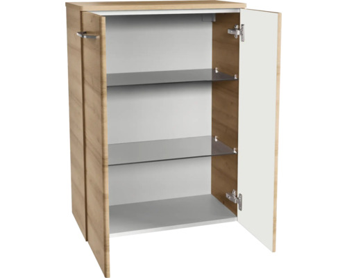 Badezimmerschrank in Eichenoptik mit weißen Türen, zwei Glaseinlegeböden und einer geöffneten Tür.
