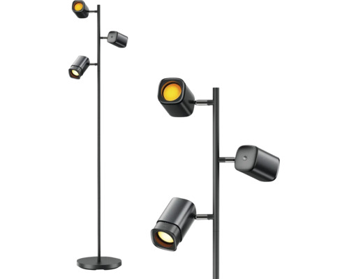 Moderne Stehleuchte in Schwarz mit drei verstellbaren Spotstrahlern auf einer schlanken Stange mit rundem Sockel.