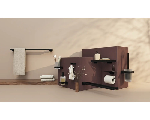 Modernes Badezimmer-Zubehör-Set in Schwarz matt mit Handtuchstange, Seifenspender, Ablage, Toilettenpapierhalter und WC-Bürstengarnitur.