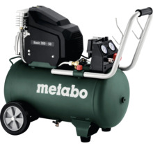 Grüner Metabo Basic 300-50 Kompressor mit 50-Liter-Tank, Rädern, Transportgriff und zwei Manometern.