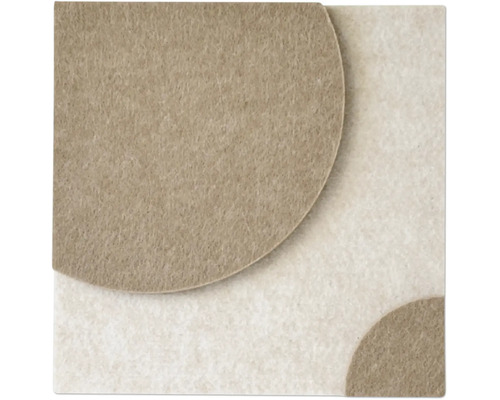 Detail eines Teppichs mit kreisförmigem Muster und filzartiger Textur.