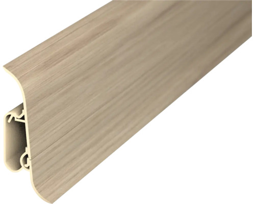 Sockelleiste mit Holzdekor und integriertem Kabelkanal.