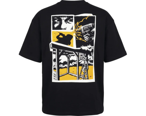Schwarzes T-Shirt mit Comic-Grafik auf dem Rücken, zeigt eine Person, die mit einer Bohrmaschine an einer Holzkonstruktion arbeitet.