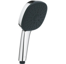 Grohe Handbrause mit verchromtem Gehäuse, dunkelgrauer Strahlscheibe und stoßfestem Ring.