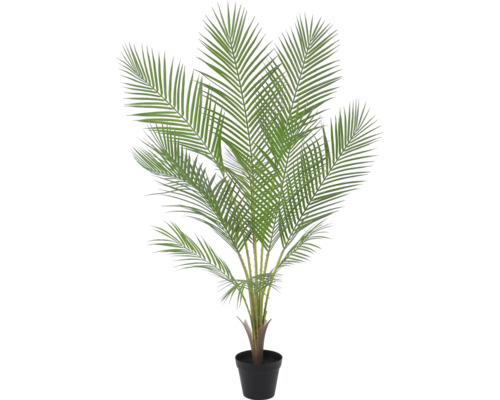 Künstliche Palme mit grünen Wedeln in einem schwarzen Kunststofftopf.