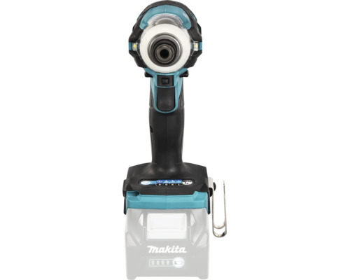 Makita Akku-Schlagschrauber in Frontalansicht mit LED-Beleuchtung am Bohrfutter, digitalem Bedienfeld am Standfuß und Makita Logo.